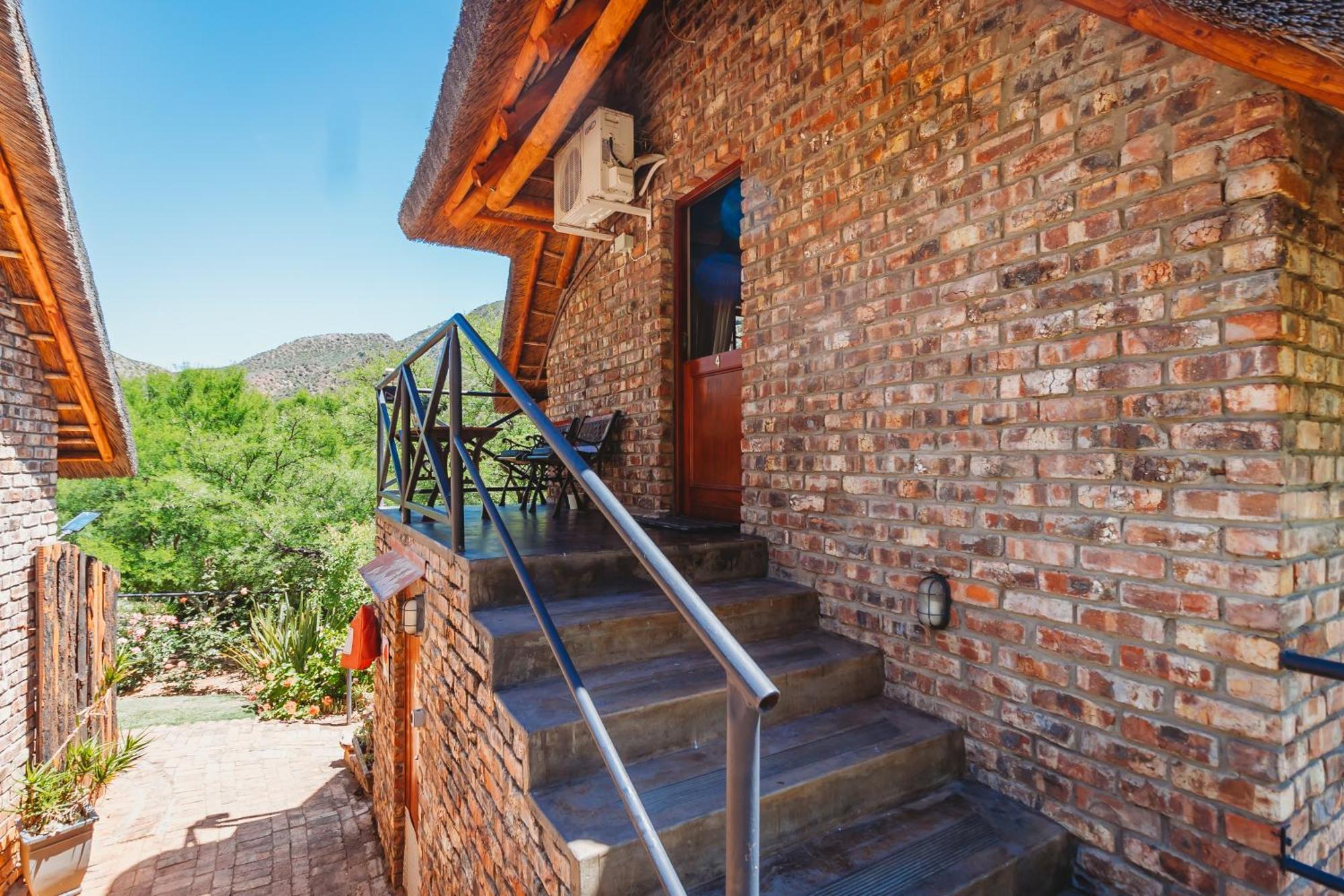 De Poort Country Lodge Oudtshoorn Habitación foto