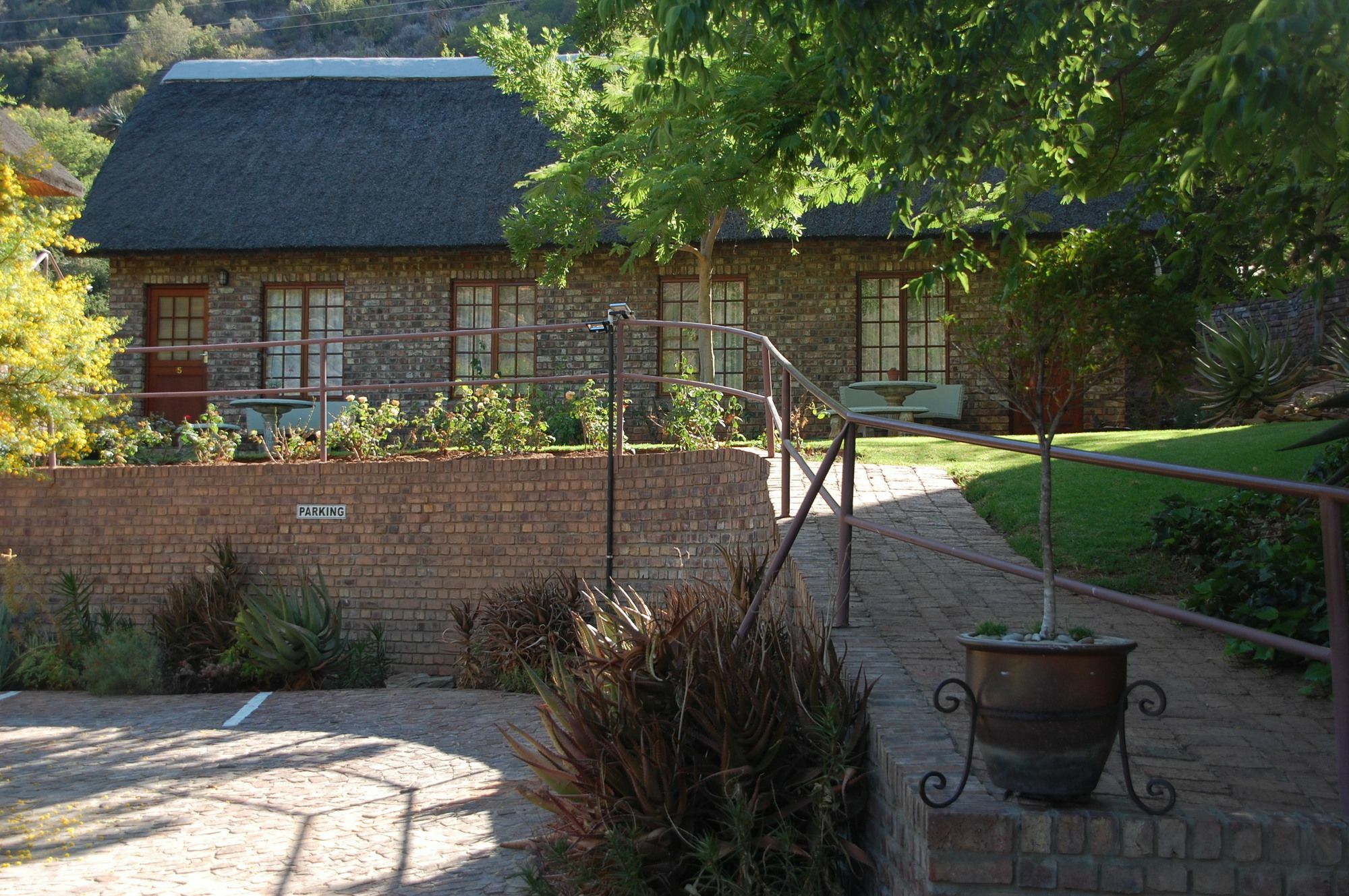 De Poort Country Lodge Oudtshoorn Exterior foto