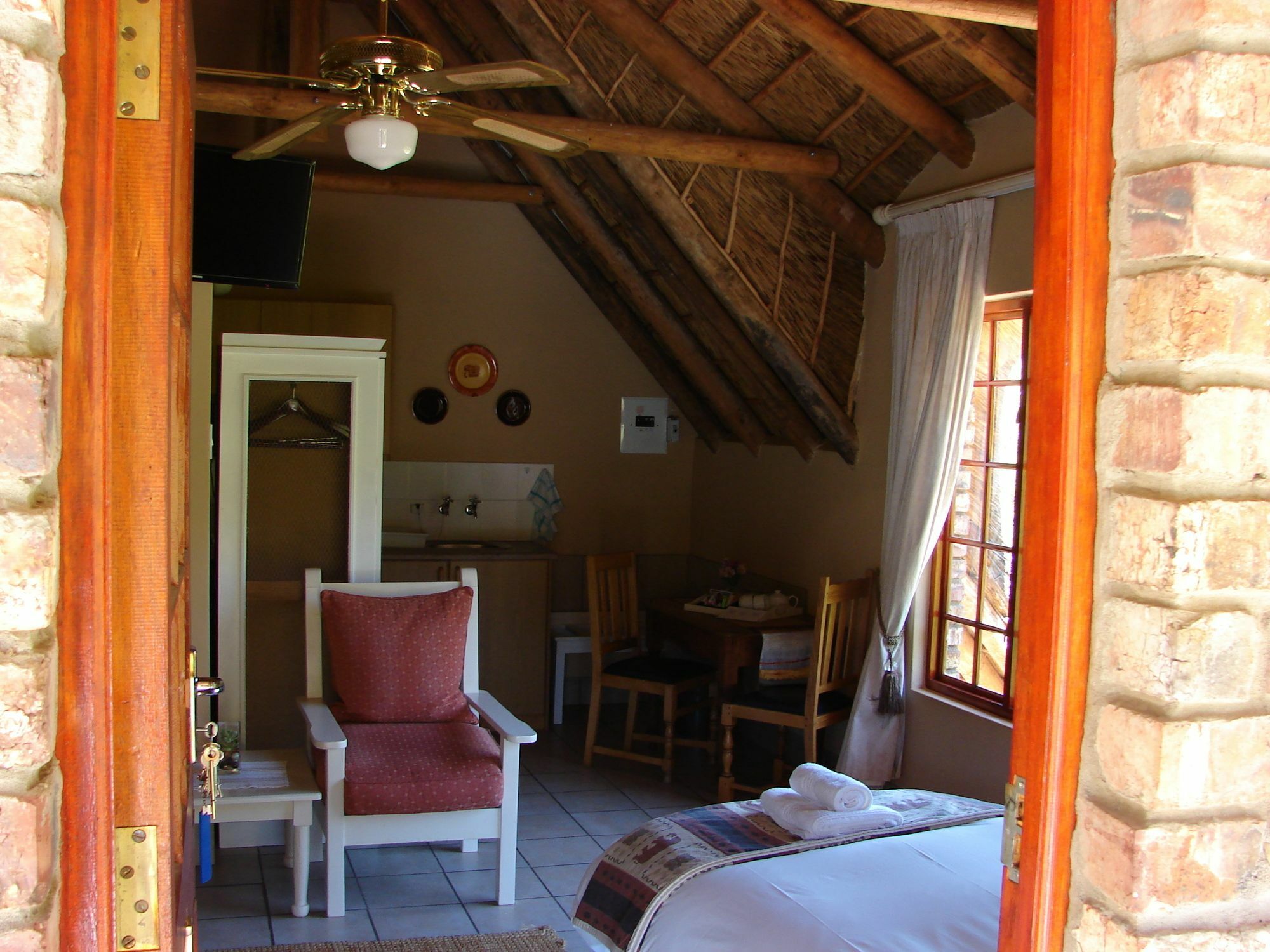 De Poort Country Lodge Oudtshoorn Exterior foto